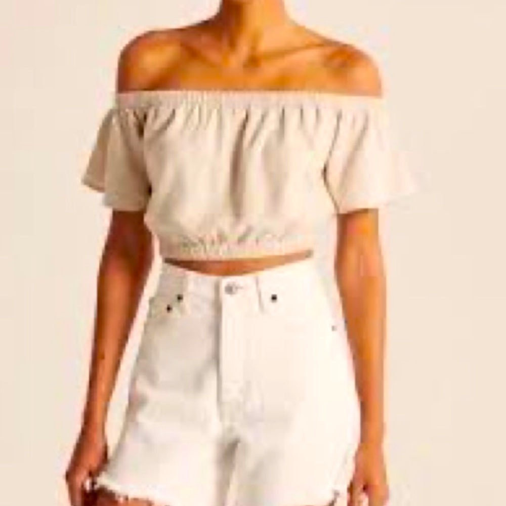 BNWT! Abercrombie flutter sleeve off shoulder crop top